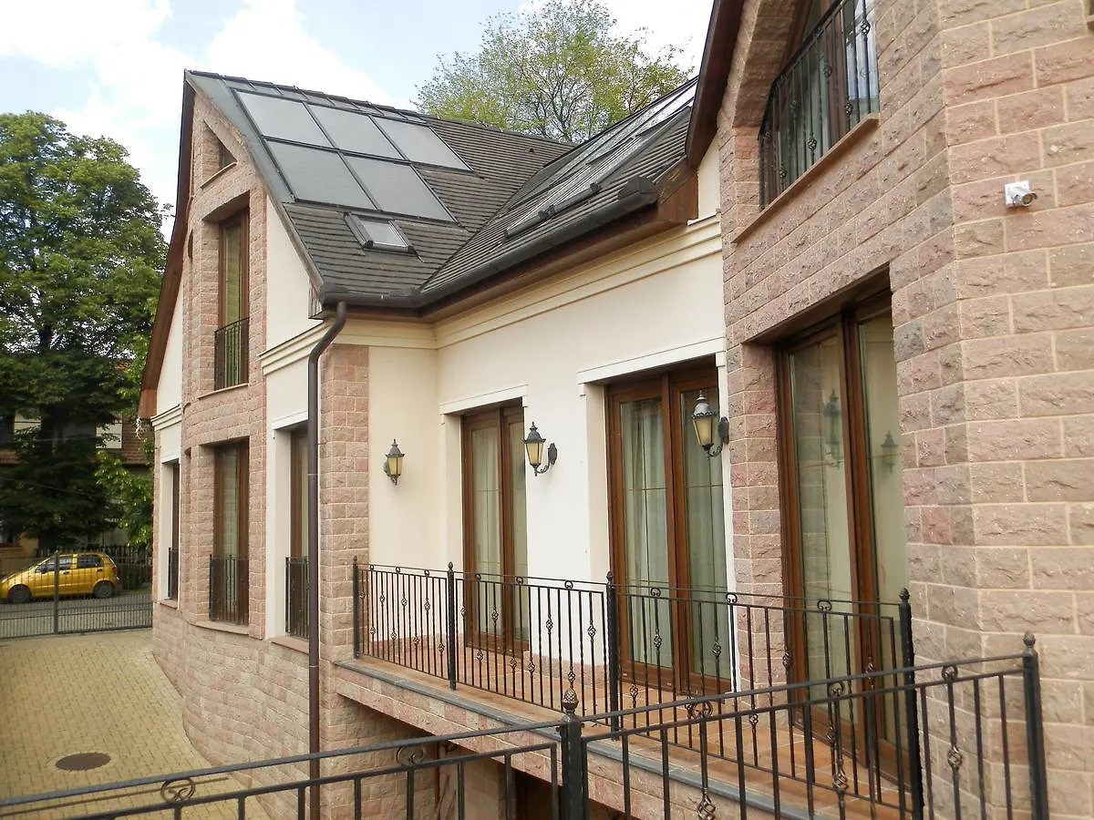 Bed & Breakfast Nagyret Panzio Eger Bed and Breakfast