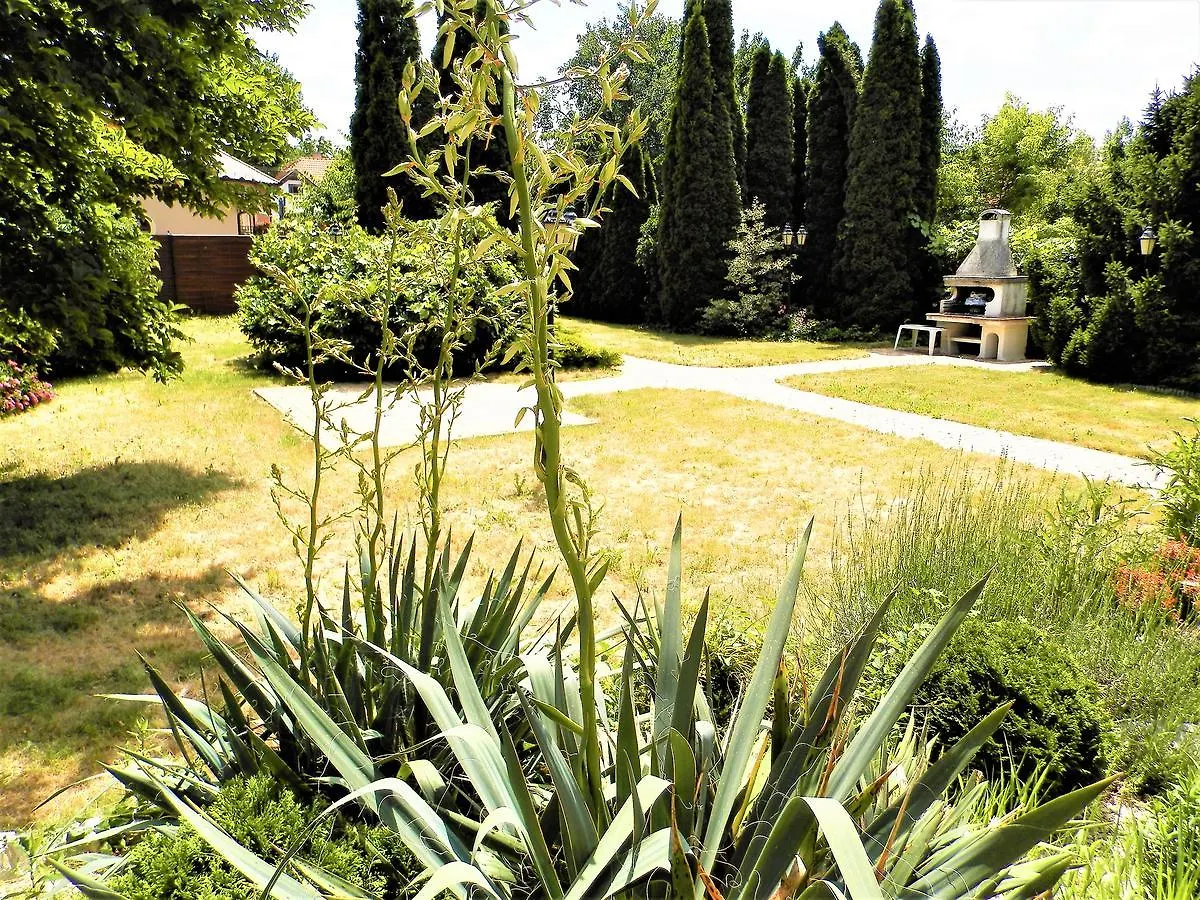 Nagyret Panzio Eger Bed and Breakfast Bed & Breakfast
