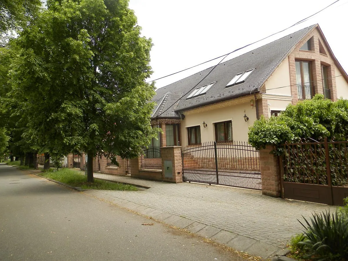 Nagyrét Panzió Eger Panzió